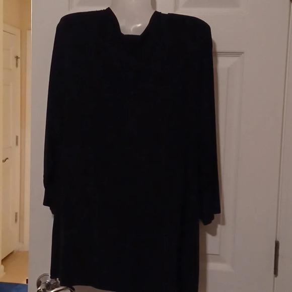 💙🌹Express dressy over-sized top - Picture 7 of 11